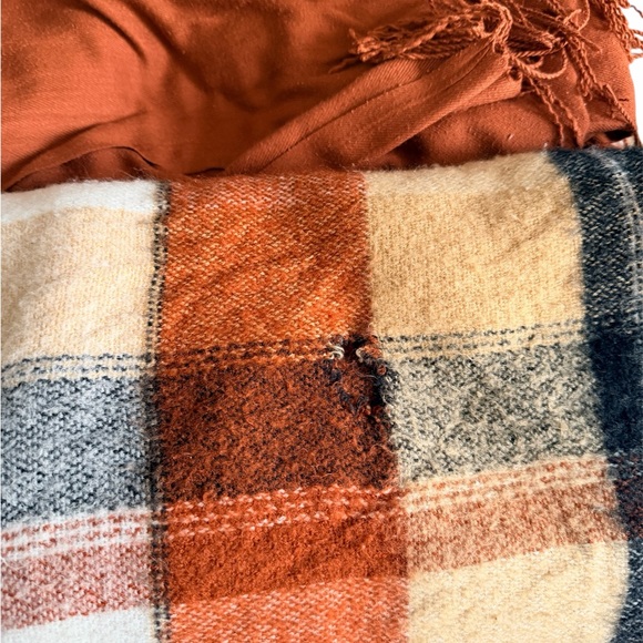 Scarves - Picture 2 of 4